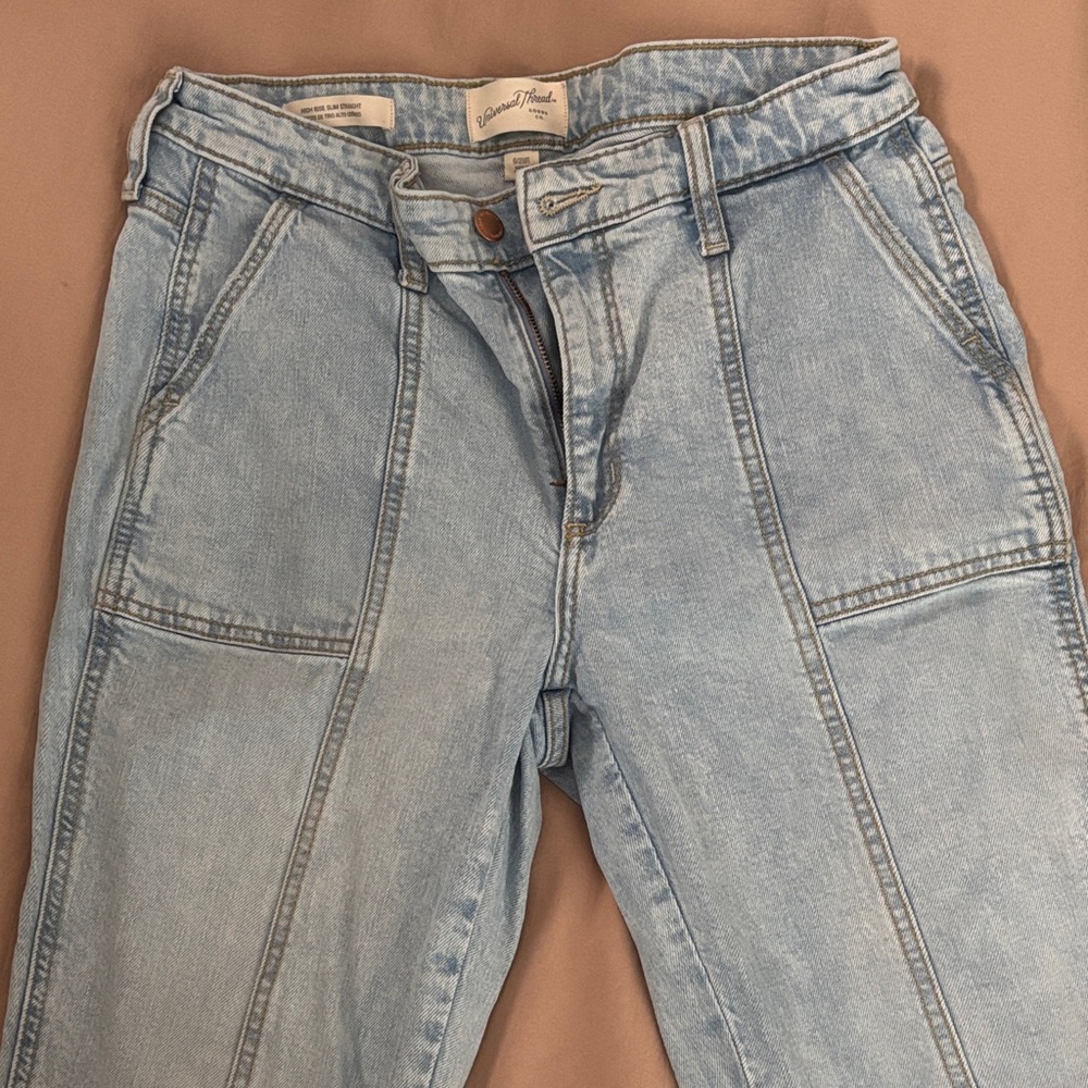 Universal Threads Women's Light Blue Jeans